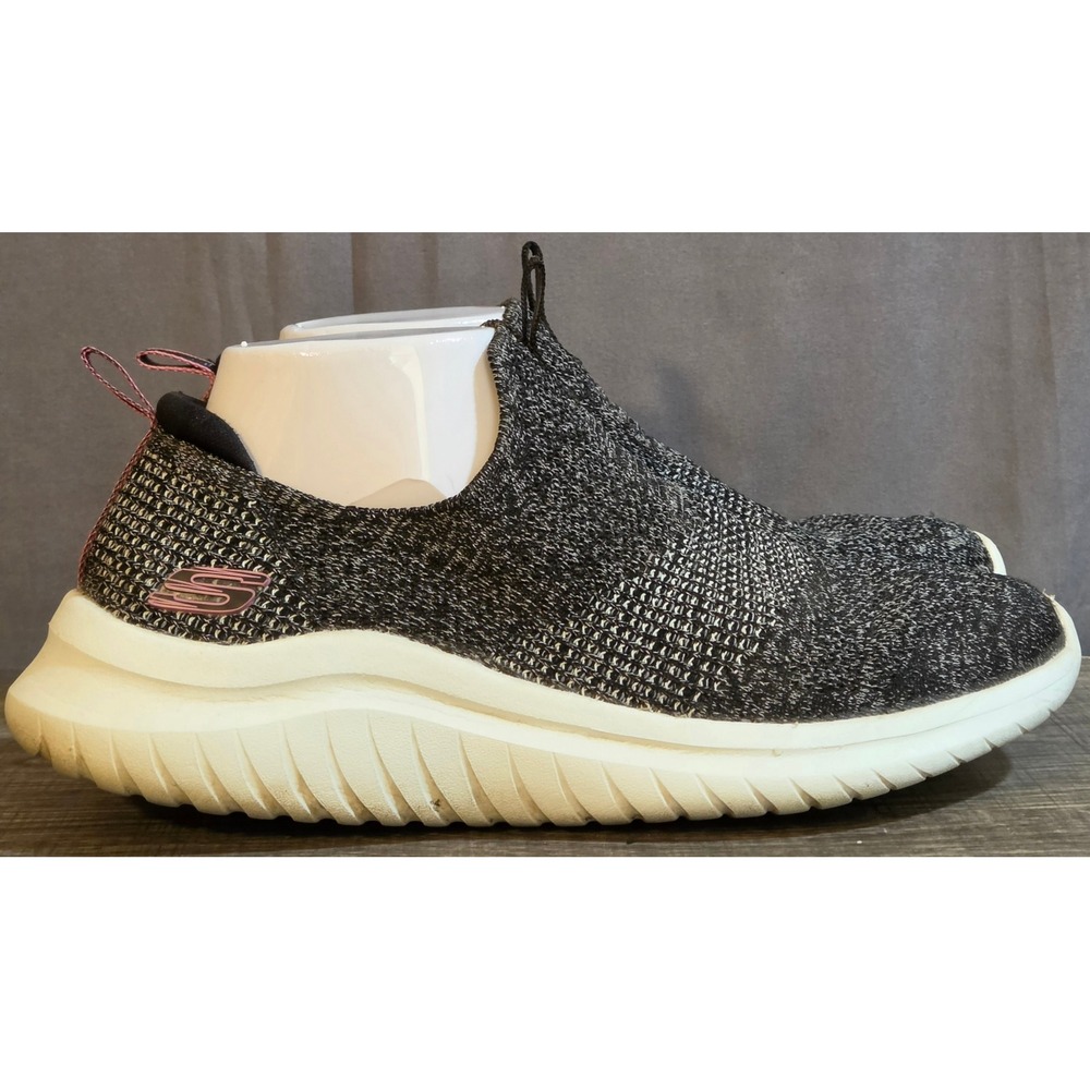 Skechers Ultra Flex 2.0 Slip On Sneakers Women's Size 9 Black White